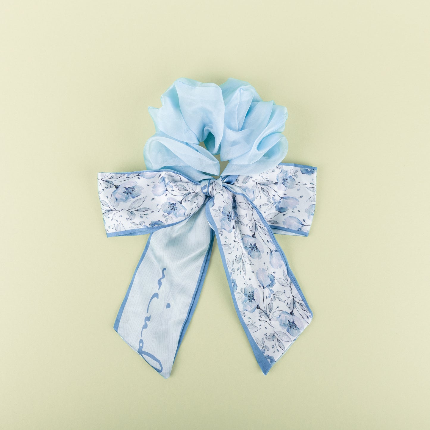 Bow Scrunchie No.2